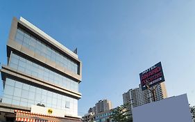 Itsy Hotels Anand Executive, Near Amanora